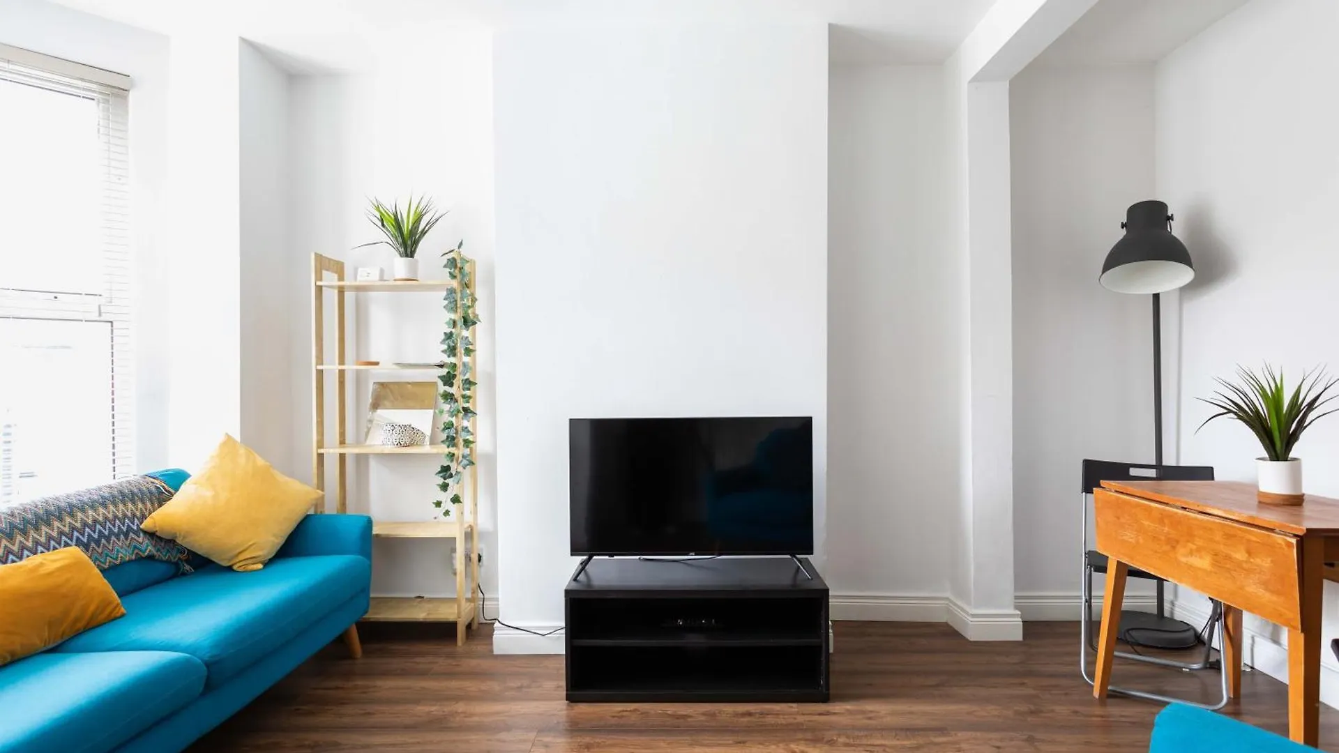 Belfast City - 3 Bed Cosy Terrace Home - Hip And Trendy Ormeau Road 0*,